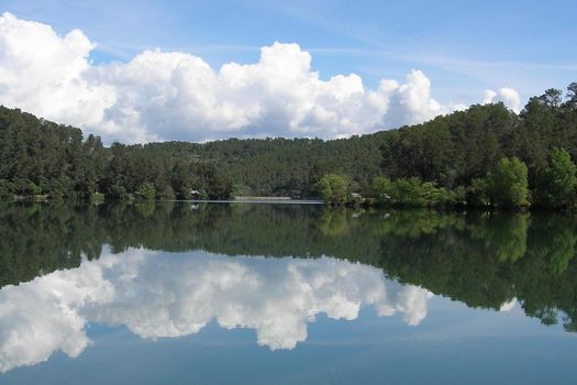 LES FONDS BATHYMÉTRIQUES DU LAC DE STE SUZANNE SONT EN LIGNE !